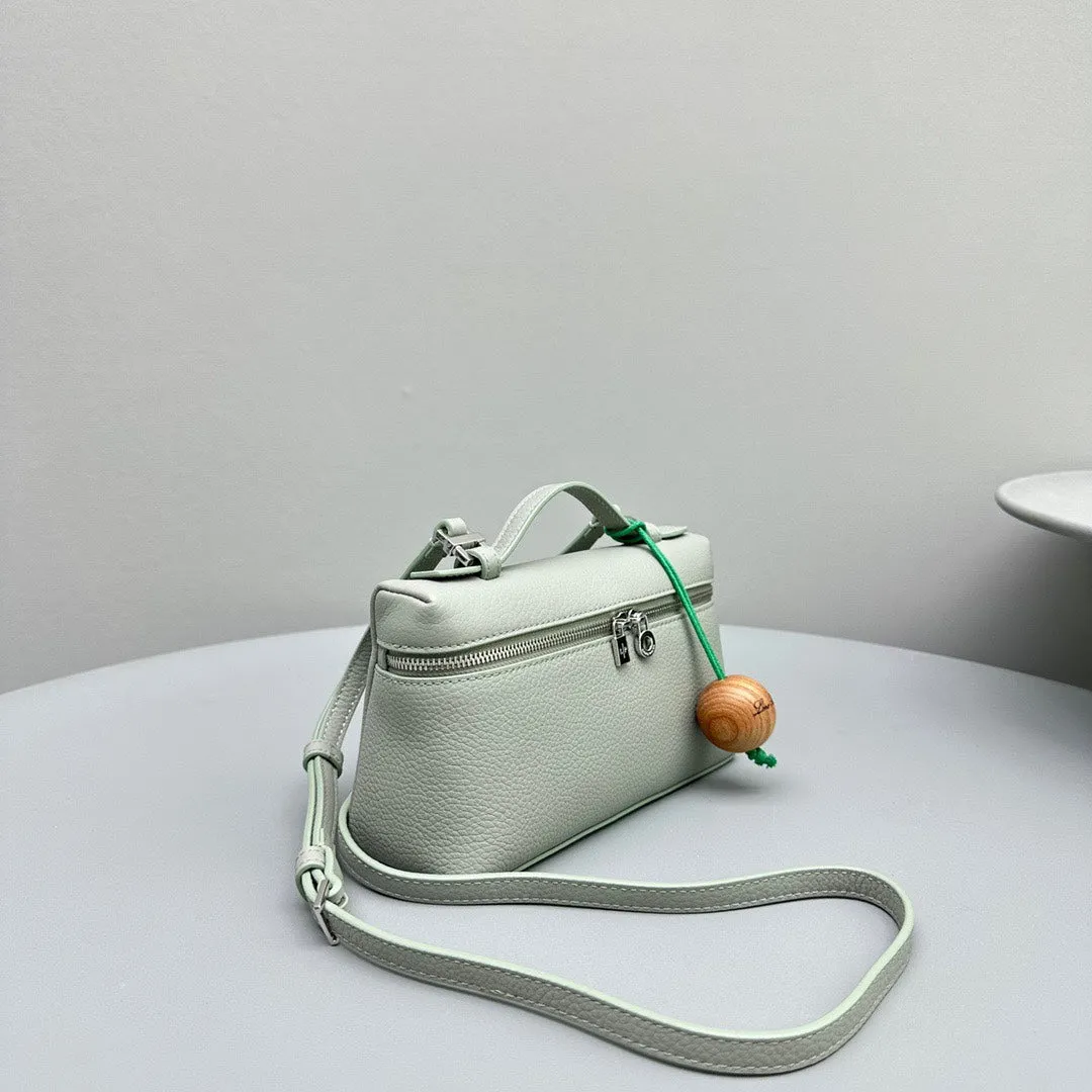 Extra Pocket L19 Sage Cowhide Shw