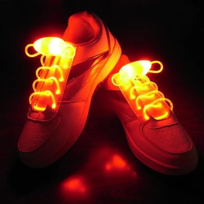 LED Shoelaces glow in the dark